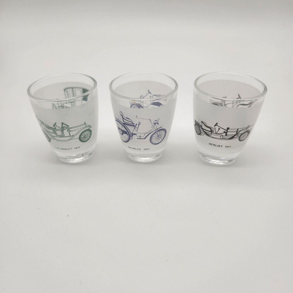 VINTAGE FEDERAL GLASS SHOT GLASSES SET Of 3 ANTIQUE CARS Made In France